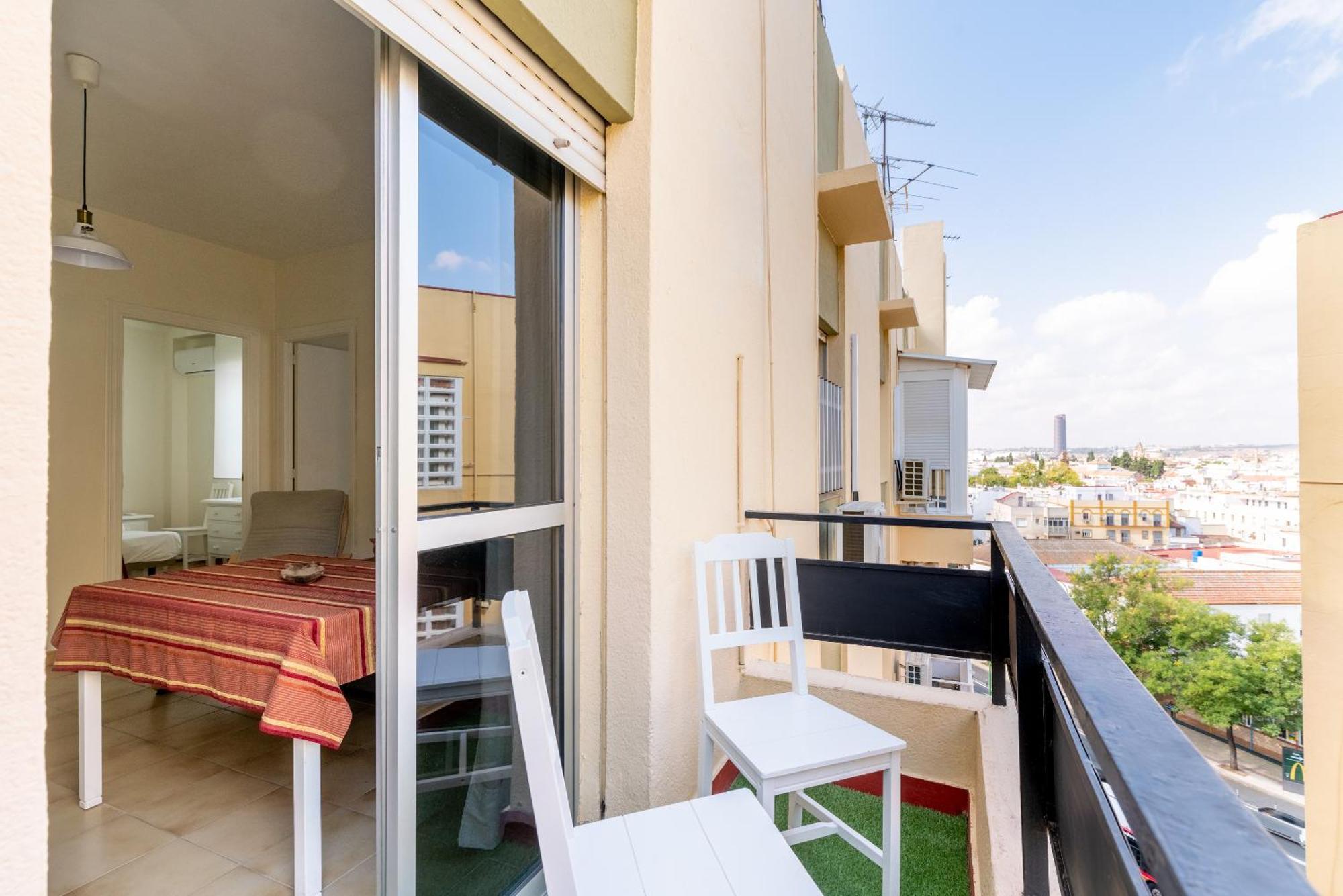 Apartamento Familiar Maria Auxiliadora Seville Ngoại thất bức ảnh