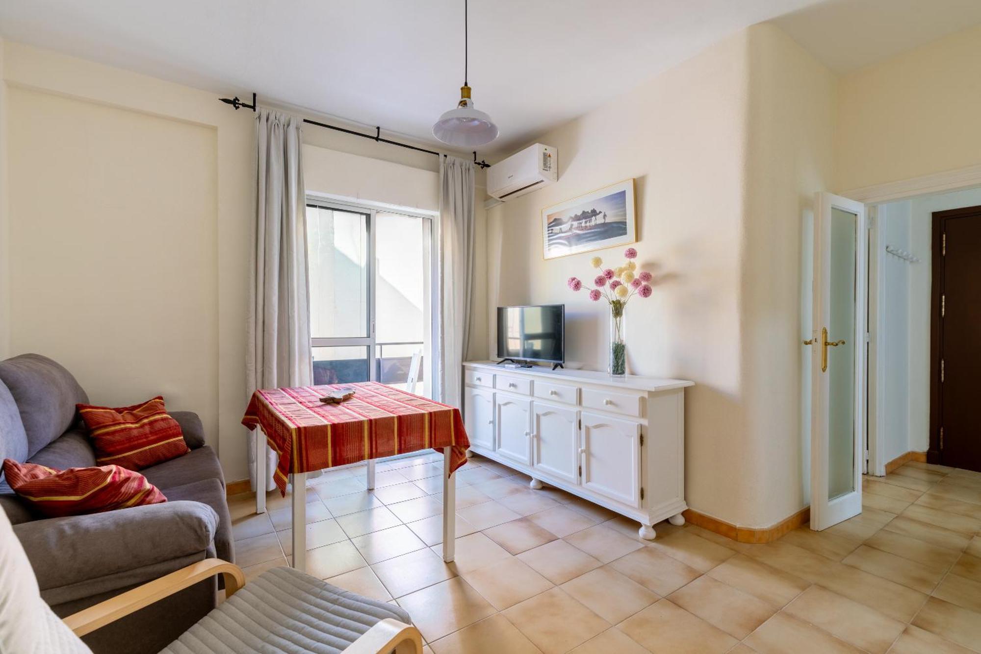 Apartamento Familiar Maria Auxiliadora Seville Ngoại thất bức ảnh